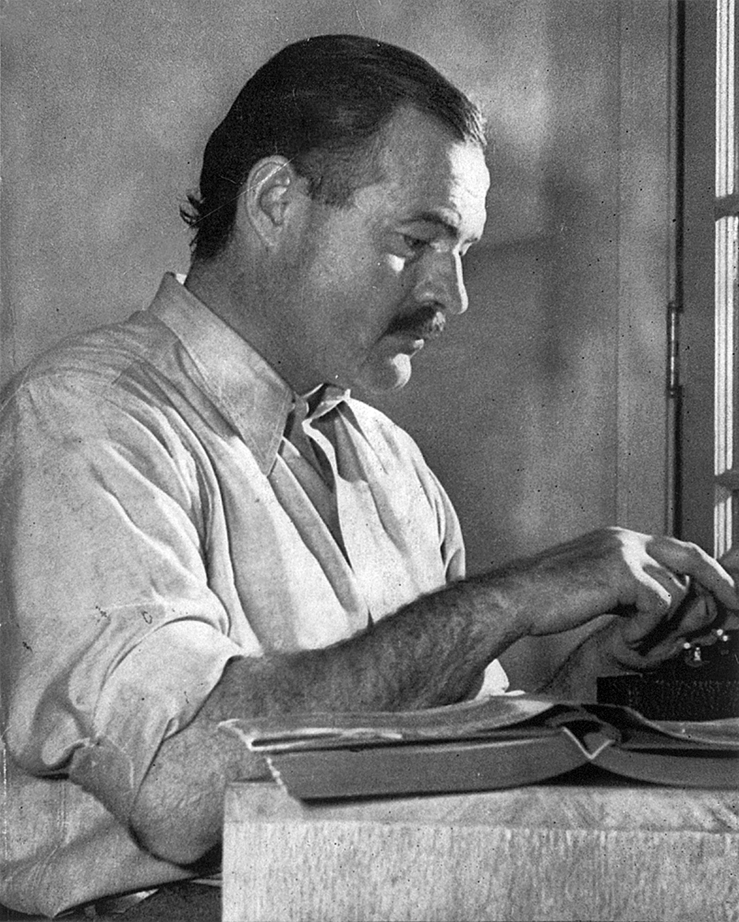 Old picture of Earnest Hemingway
