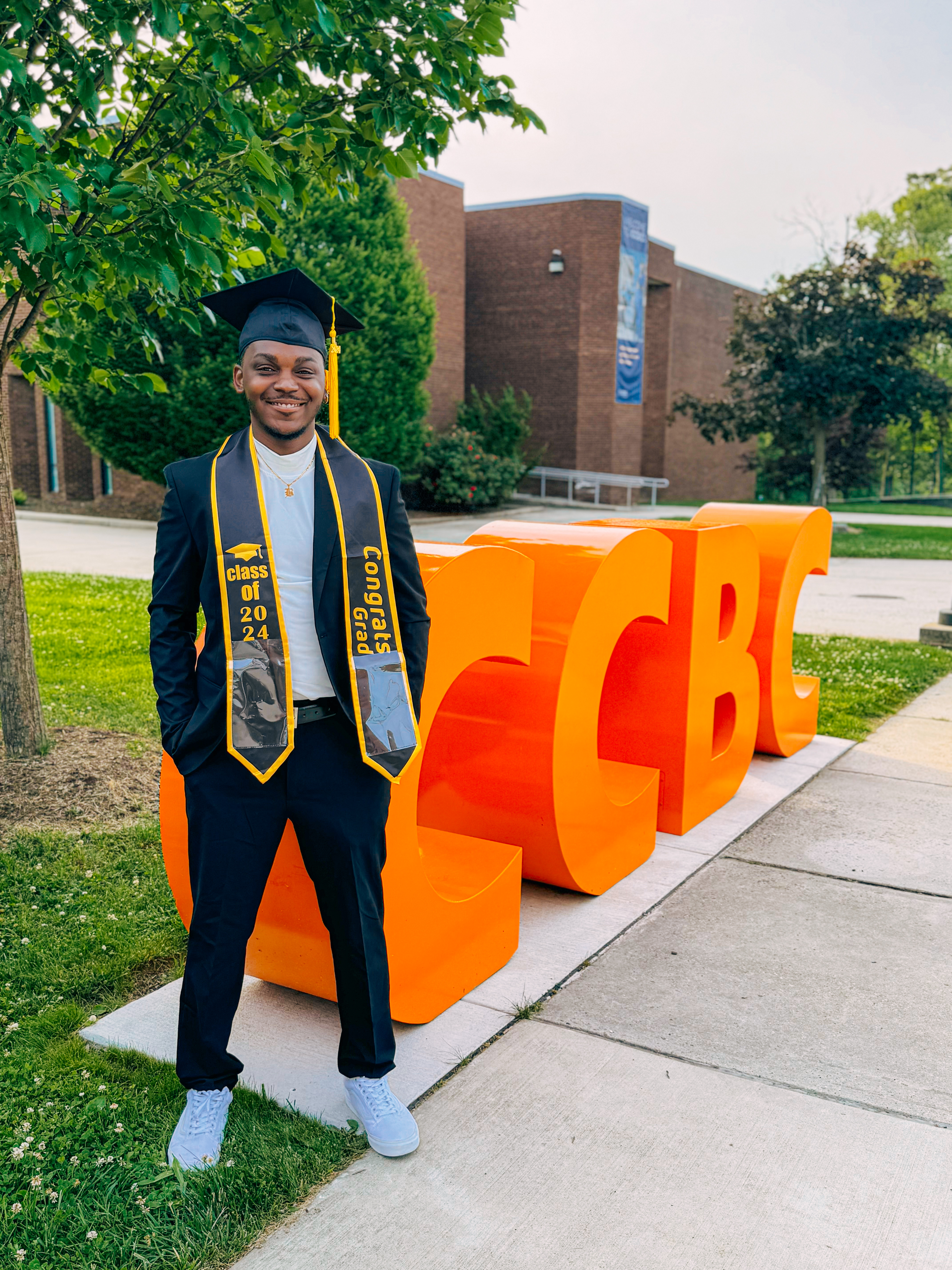 Que during graduation ceremony